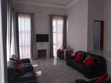 7 Bedroom House