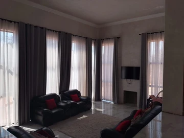 7 Bedroom House