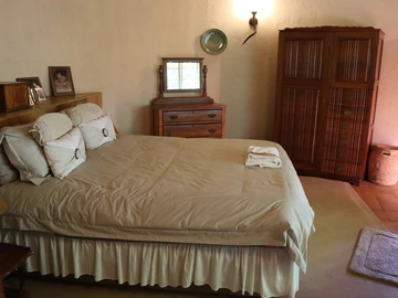 Farm & Agricultural Land