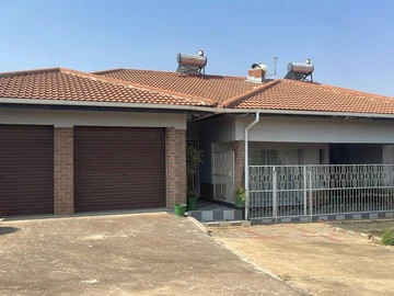 Farm & Agricultural Land