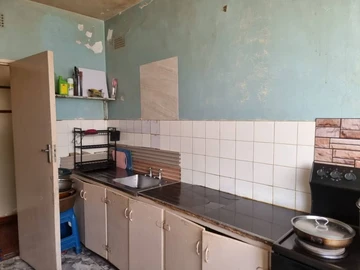 Flat & Apartment