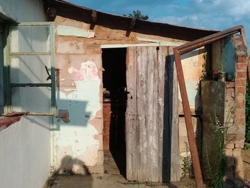 Farm & Agricultural Land