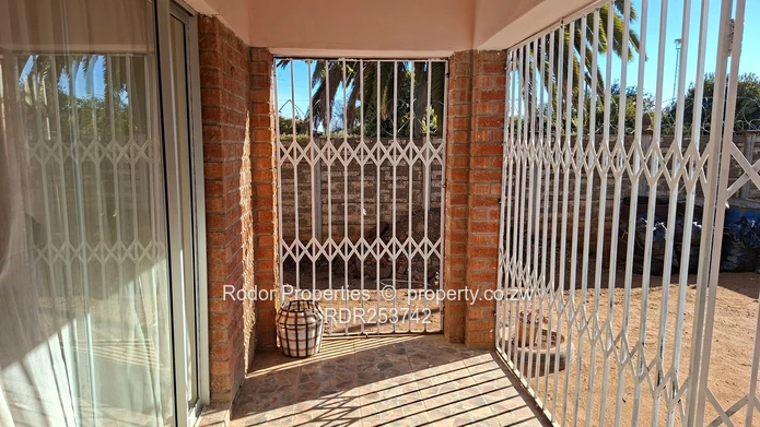 Nketa 9 three bedroom