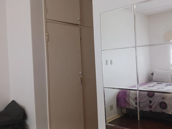 2 Bedroom Flat & Apartment