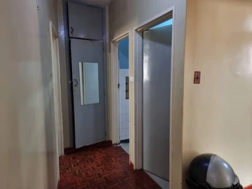 Flat & Apartment